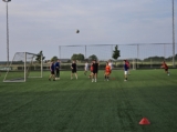 Training van S.K.N.W.K. JO19-1 van donderdag 1 mei 2025 (44/48)